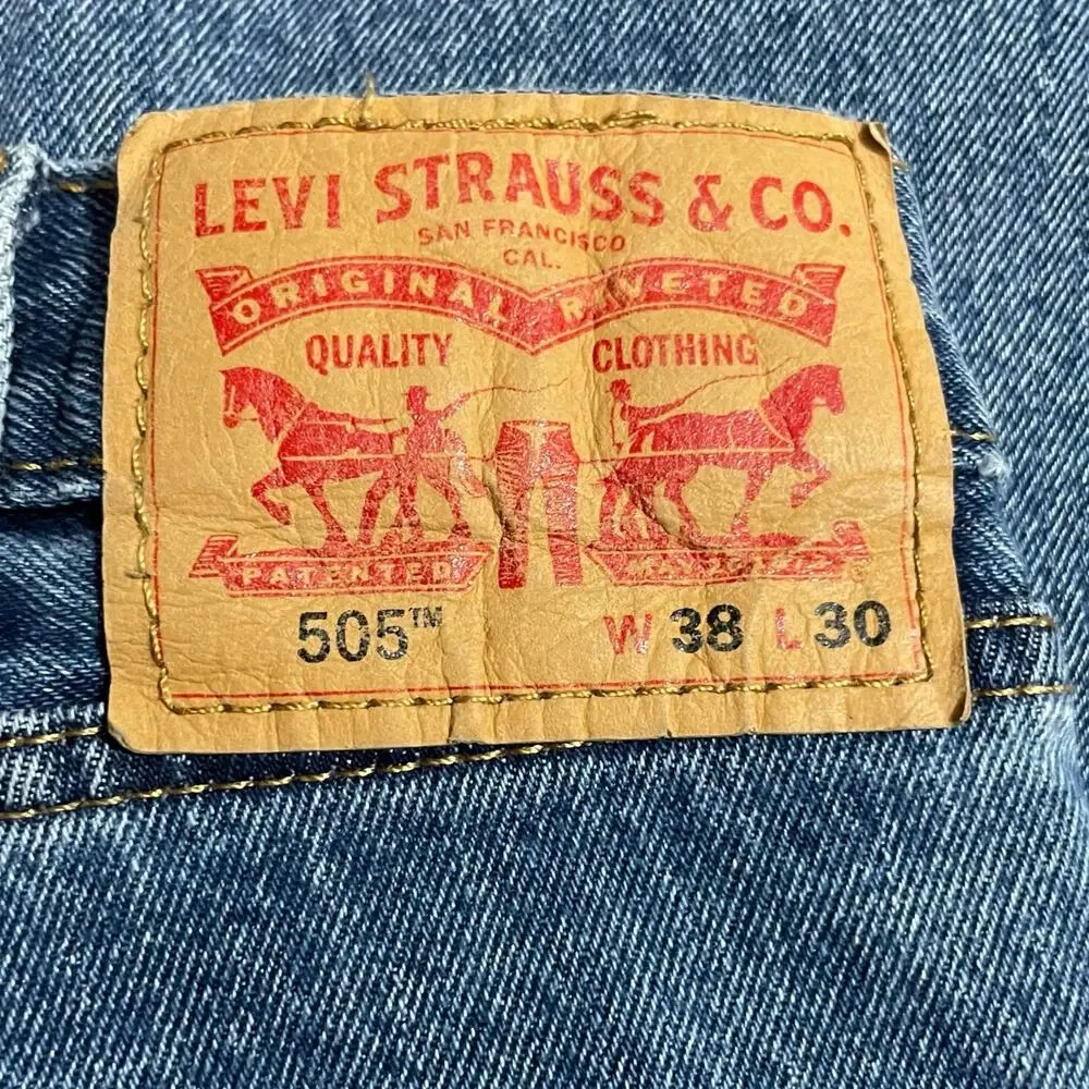 Levis 505 Mens Jeans Size 38 Blue Regular Fit Straight Zip Fly Denim Inseam 28